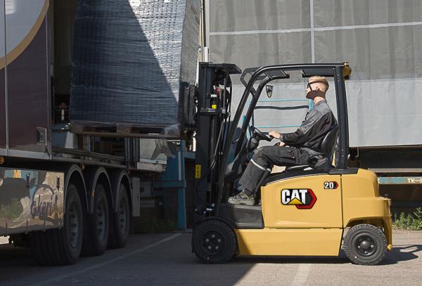 Cat Compact electric forklift