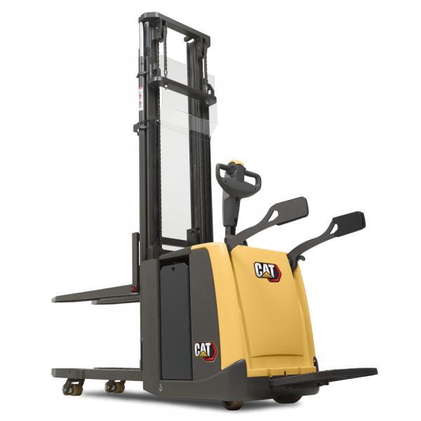 cat lift trucks stacker