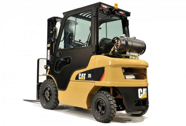 cat lifttruck-gp25n