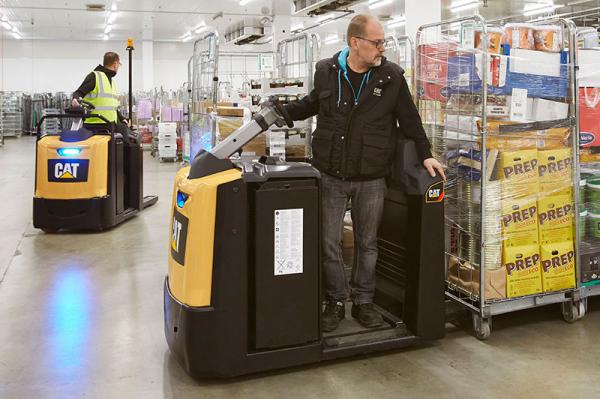 Cat® NO-N2 low-level order pickers range with Li-ion battery