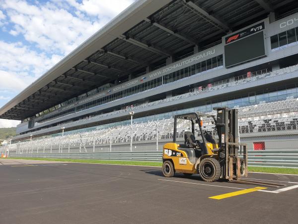 Cat® forklifts are a familiar sight at the Russian GP racetrack.