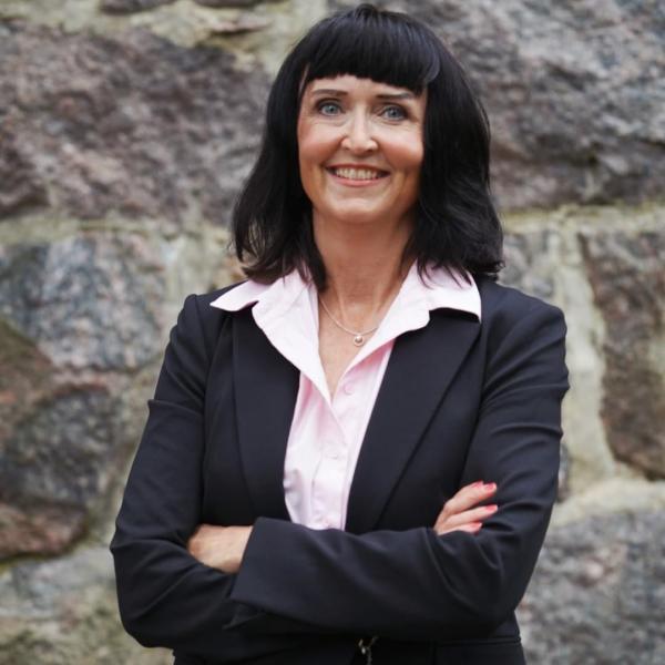 Outi Kettunen, Director Digital Services for Cat Lift Trucks