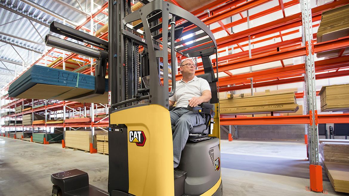 Cat four-way reach trucks