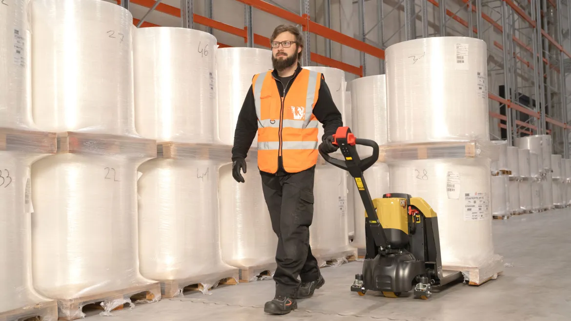 Cat NPP15-20Q2BL mini power pallet trucks