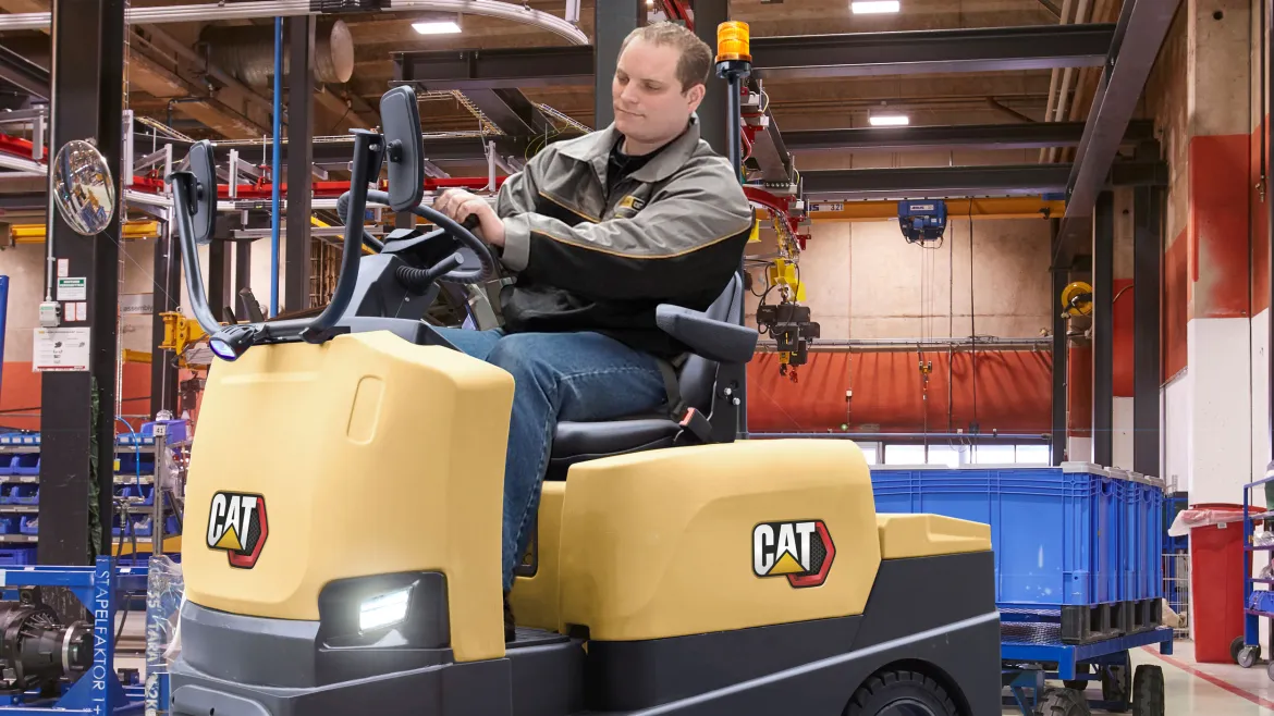 Cat NTS30-60Q2 tow trucks