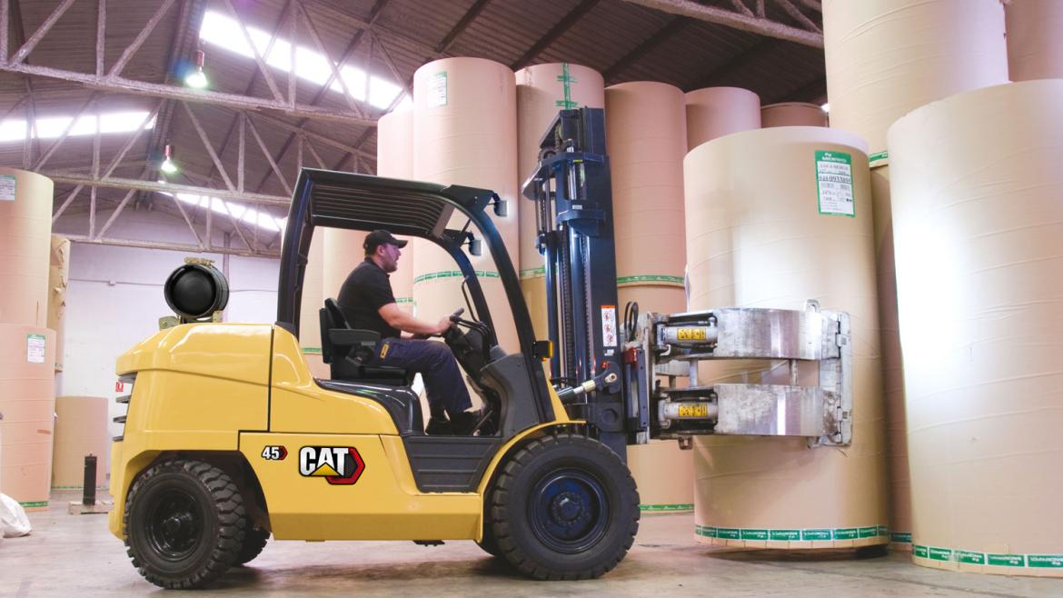 LP Gas powered Cat lift truck GP45