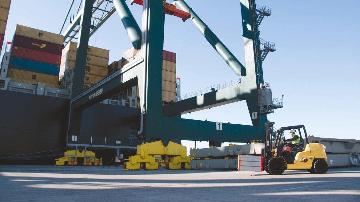 Cat 4 to 5.5 tonnes forklift