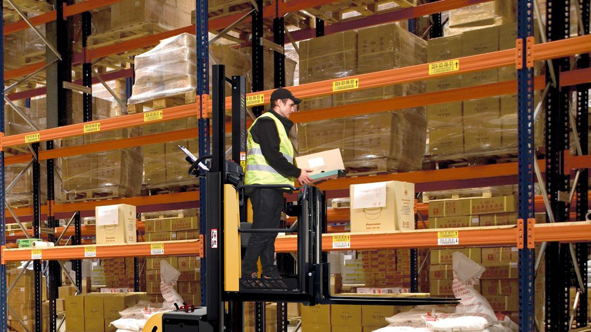 Cat NOL10P second level order picker