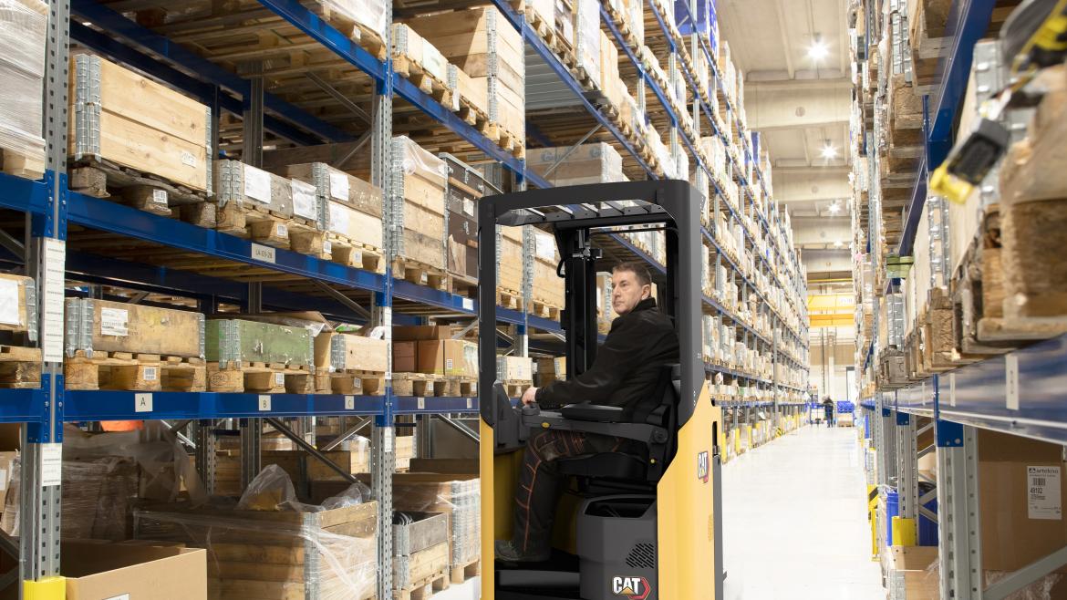 NSS16-20N2(I) sit-on stackers