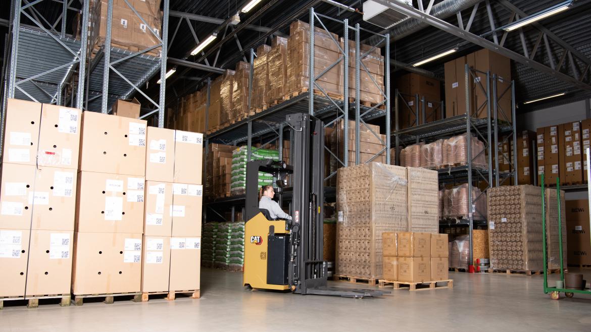 Sit-on stackers NSS16-20N2(I)