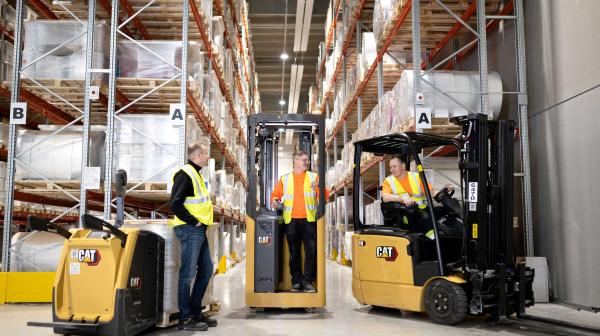 Cat Stand-in stacker, Power Pallet and Electric forklift
