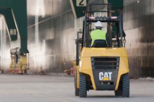 Cat engine forklift truck
