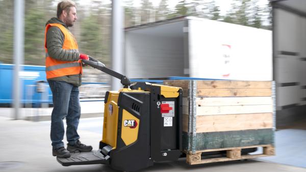 Cat Electric power pallet trucks